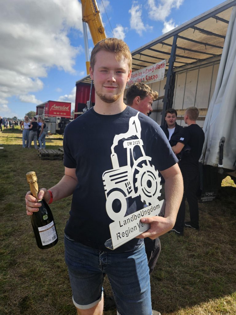 Billede af André Lundgaard, der vandt Landbrugsklasse 2 i DM i traktortræk.